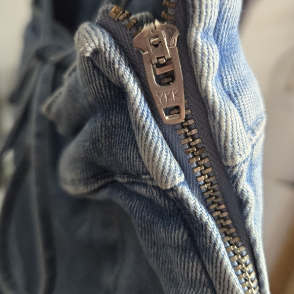 Good American Vacay Blue Denim Sleeveless Tie Back Flare Leg Jumpsuit Sz 2 - Picture 7 of 11